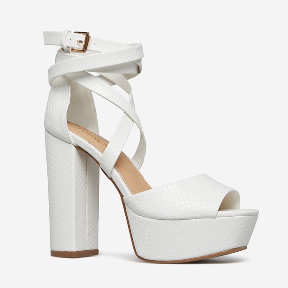 Brand New White Heels in box - Picture 1 of 4